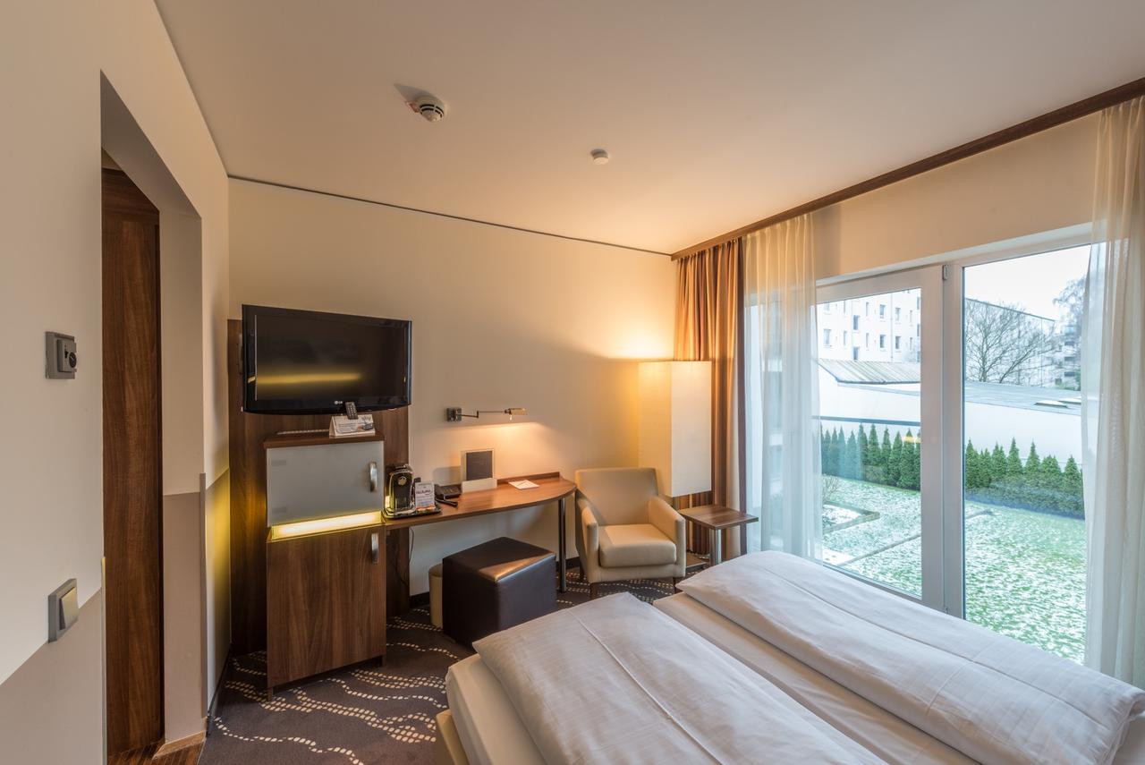 Heikotel - Hotel Am Stadtpark Hamburg-Harburg Exteriör bild